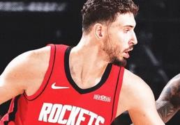 申京(jīng)现在场均正负值+14.9，与约基奇(qí)并列(liè)NBA正负值最高