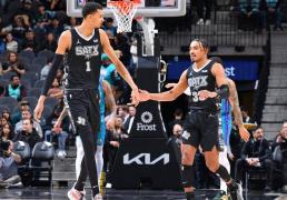 美媒选出5支潜力无限的NBA球(qiú)队，谁能(néng)建立王朝？