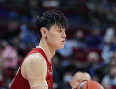 签他只为NBA中國(guó)賽(sài)？领先40分也不讓(ràng)上(shàng) 篮网耍了(le)曾凡(fán)博(bó)吗