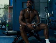 生(shēng)涯(yá)首次一阵！多诺万-米切尔ins晒出(chū)训练和休闲照