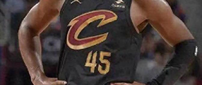 13顺位逆袭！多诺萬(wàn)·米切尔成顶级分衛(wèi)，与布克哈登比肩缺荣誉？