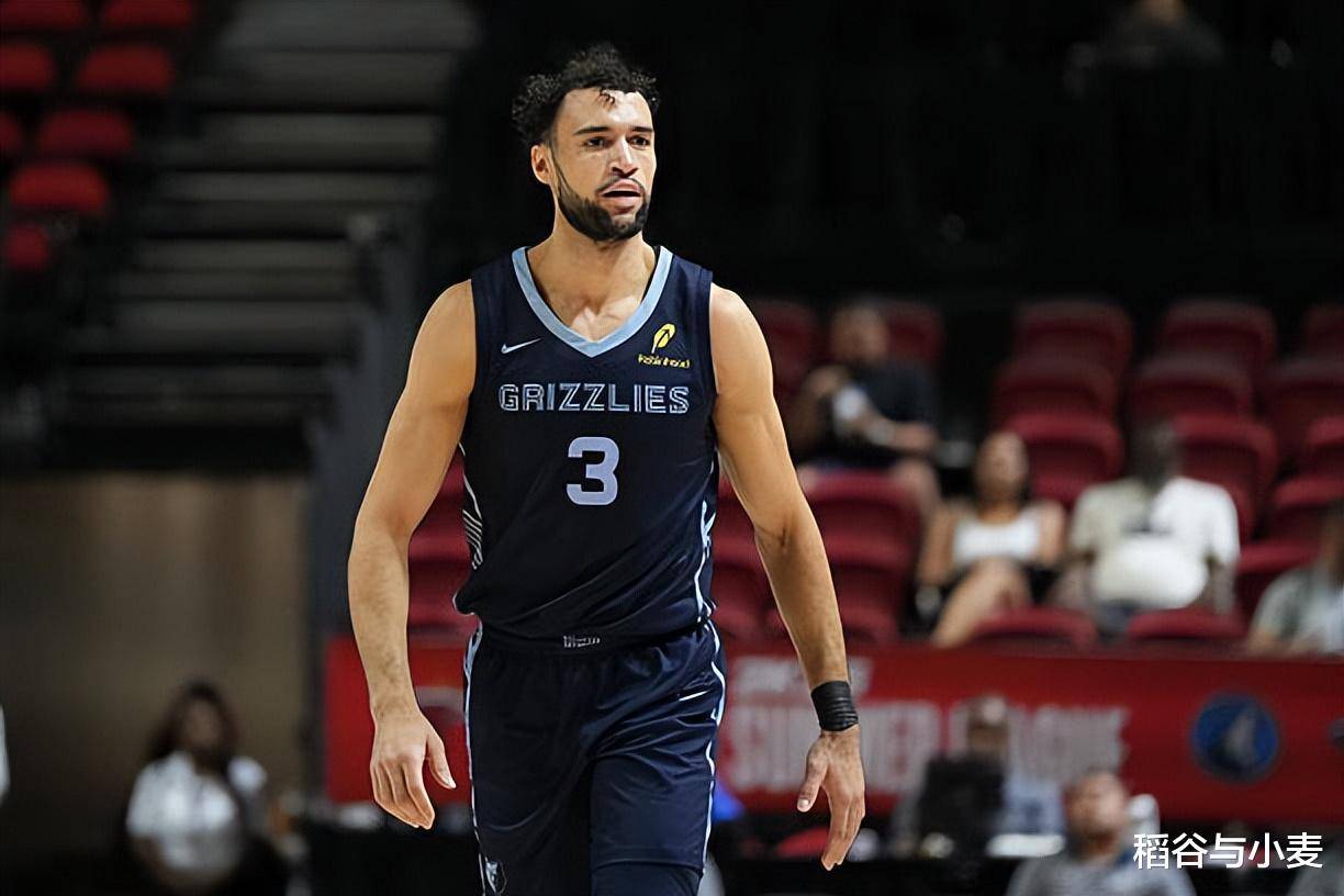 夏季联赛表現(xiàn)出色，灰(huī)熊签下了這(zhè)位去年(nián)NBA选秀(xiù)大會(huì)中的落选秀(xiù)？