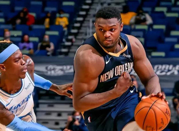 NBA五位能(néng)穿紧身(shēn)球衣的麒麟臂球星