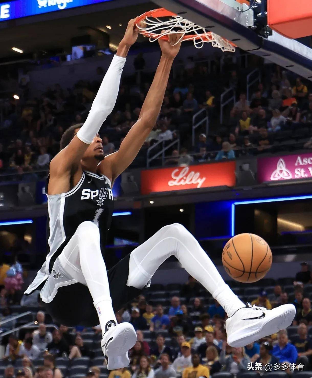 NBA最新！东契奇得分王(wáng)，锡安抢断王(wáng)，文(wén)班亚马冲击MVP+DPOY！