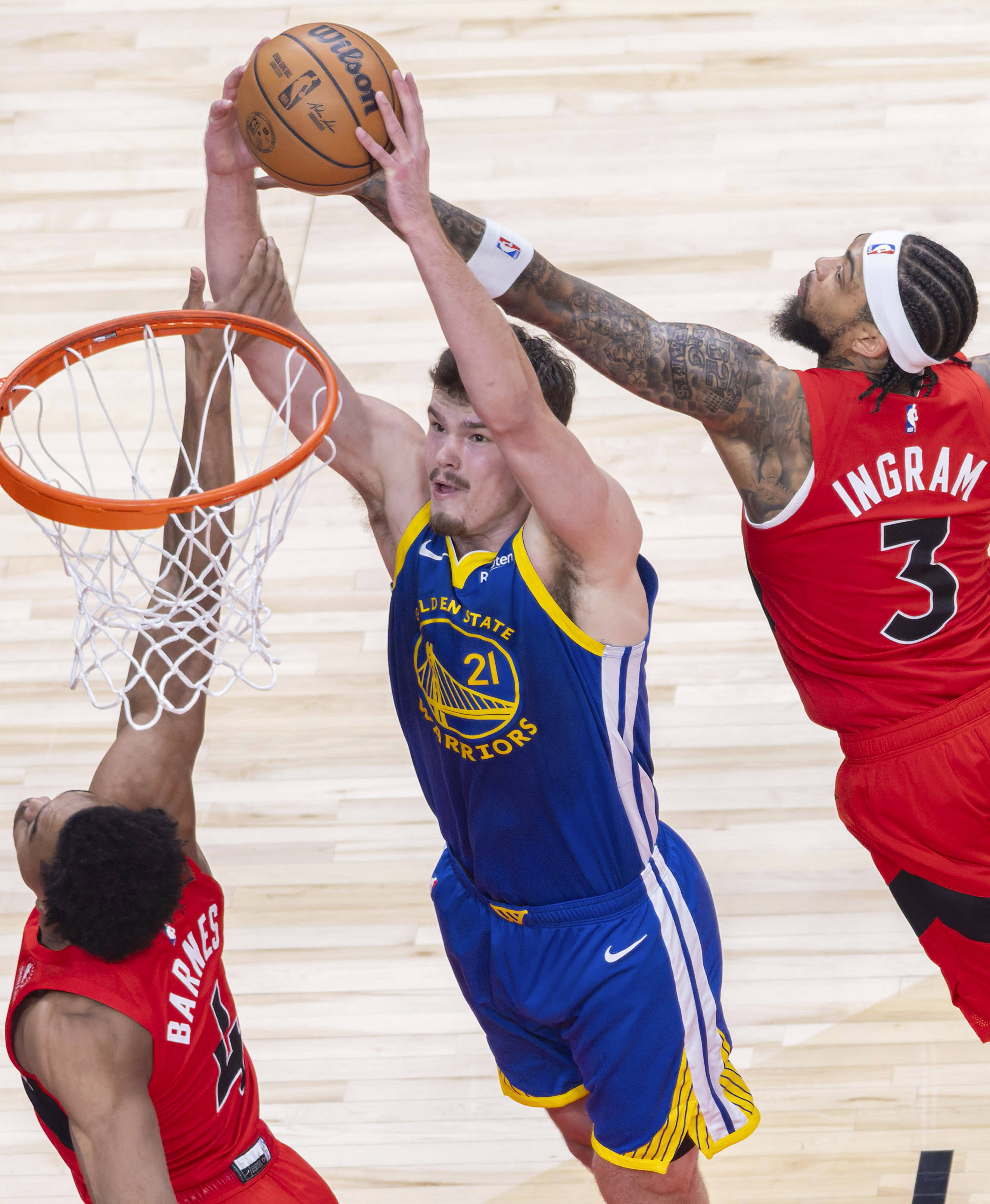 （体育）籃(lán)球——NBA常规赛：猛龙胜勇(yǒng)士
