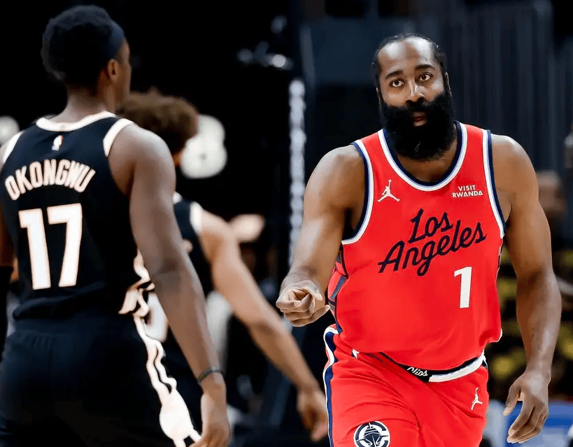 NBA最新排名！两队威胁火箭，独行(xíng)侠后来居上，2队阻碍快船回附加赛